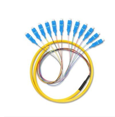Base del SC UPC SM 12 de la longitud el 1m los 2M los 5M FC del color 0.9m m los 2.0M los 3.0MM de la coleta 12 del cable del desbloqueo de la fibra óptica